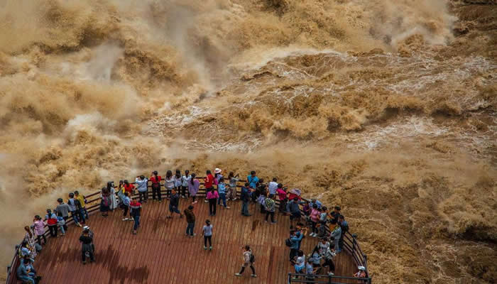 雲南虎跳峽